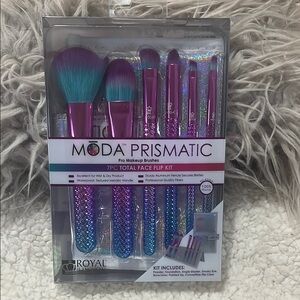 Moda Prismatic 7-Piece Brush Kit in Purple and Blue